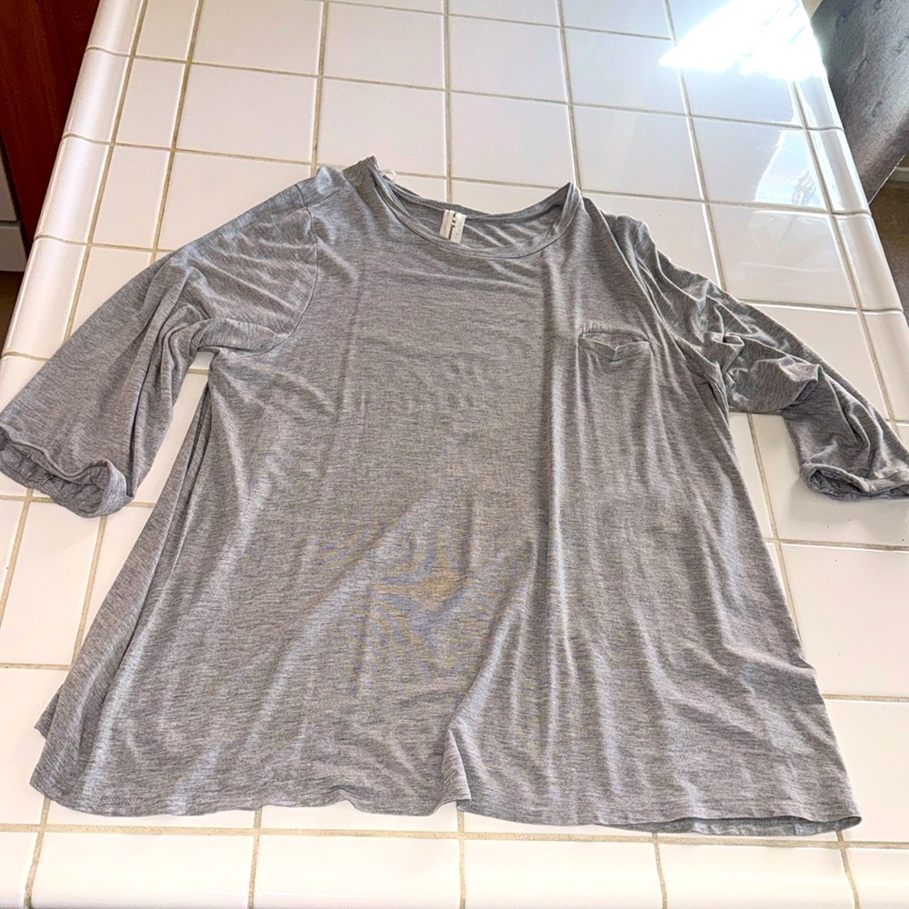 Now & Forever blouse 2X NWOT